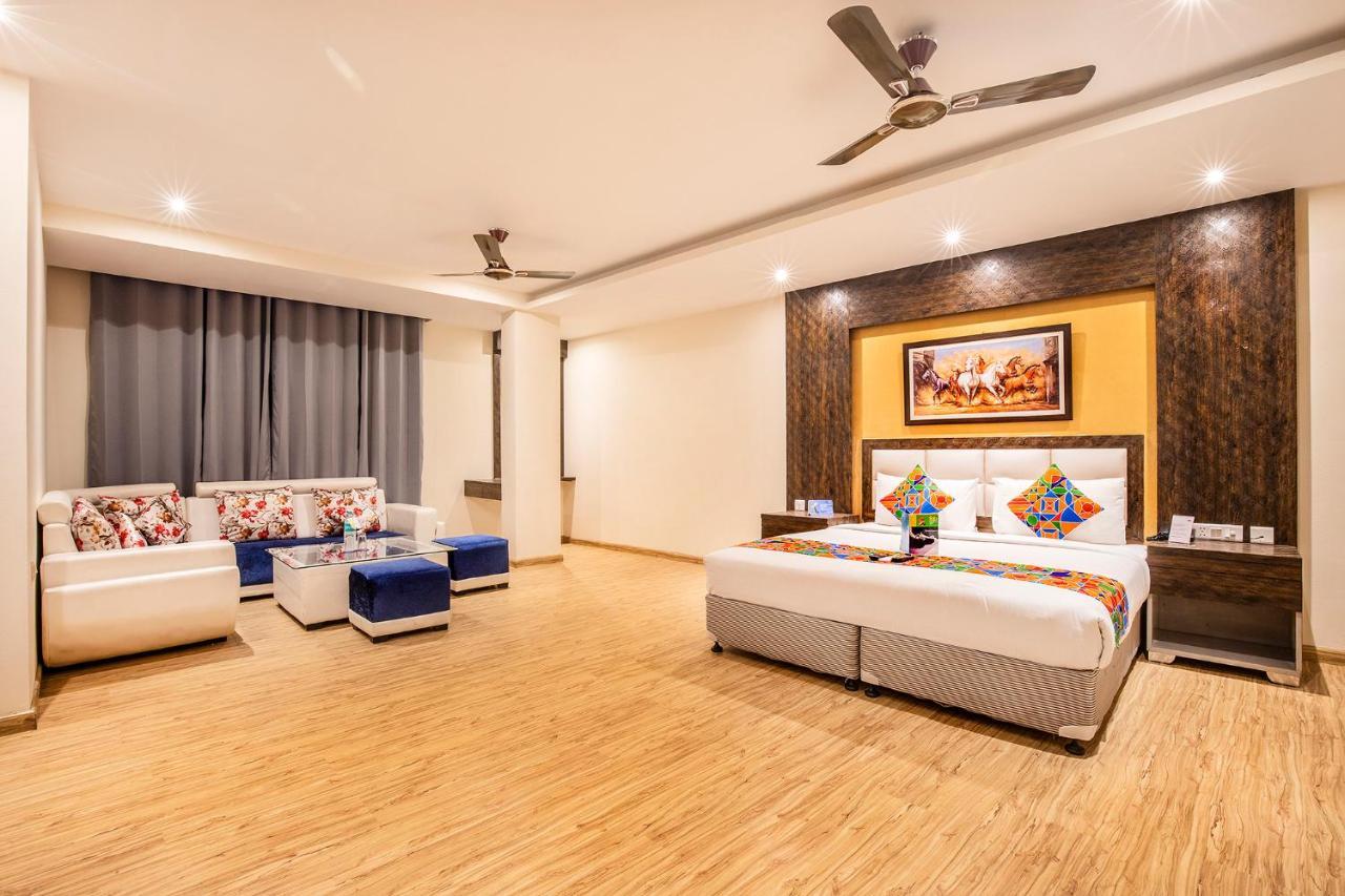 Fabhotel Shoba Estate Delhi Airport New Delhi Exterior foto